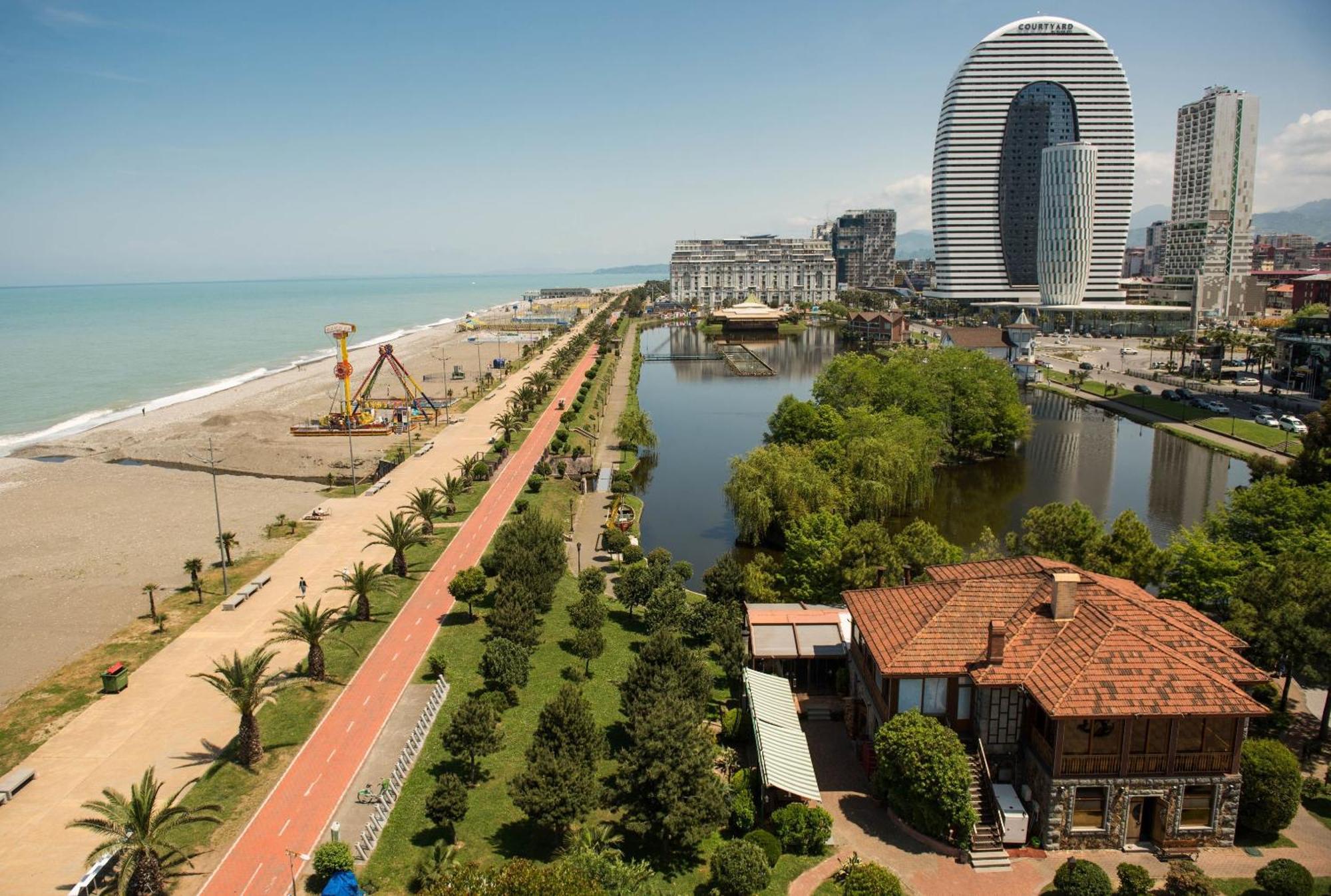 Orbit City Batumi Otel Dış mekan fotoğraf